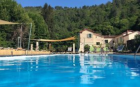 Chateau Du Fraissinet, 6 Gites Sleeping 2-8 Guests, Pool And River On Site La Tronche (gard)