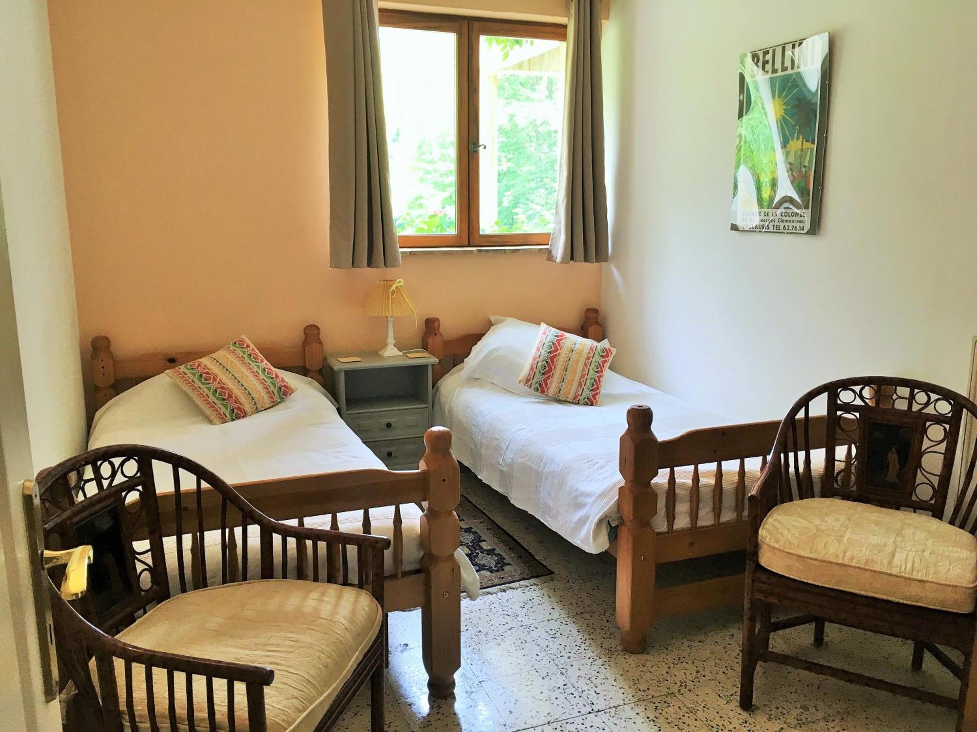 Chateau Du Fraissinet, 6 Gites Sleeping 2-8 Guests, Pool And River On Site La Tronche  Buitenkant foto