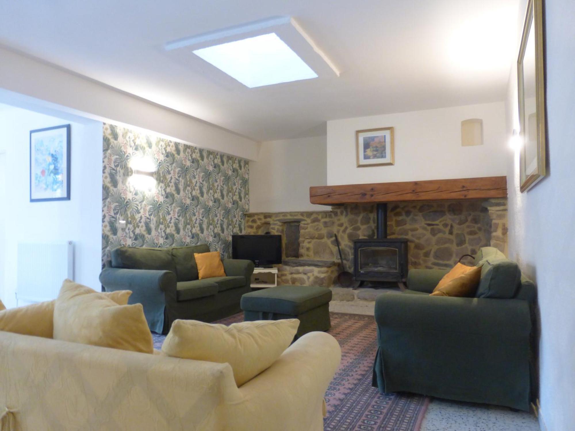 Chateau Du Fraissinet, 6 Gites Sleeping 2-8 Guests, Pool And River On Site La Tronche  Buitenkant foto
